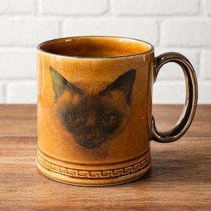 Prinknash Abbey Pottery Siamese Cat Tankard Mug Amber Glaze England 1970s
