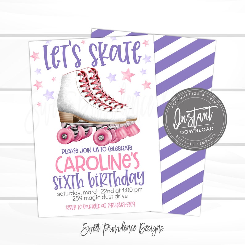 Pode incluir: Um convite imprim&iacute;vel para uma festa de anivers&aacute;rio de seis anos com um tema de patina&ccedil;&atilde;o. O convite apresenta um par de patins brancos com rodas cor-de-rosa e cadar&ccedil;os cor-de-rosa. O texto do convite diz "Let's skate" e "Caroline's Sixth Birthday".