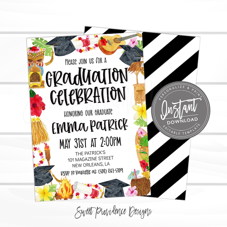 Puede incluir: Una invitaci&oacute;n a una fiesta de graduaci&oacute;n con un tema tropical. La invitaci&oacute;n presenta un fondo blanco con rayas blancas y negras en el lado derecho. La invitaci&oacute;n tiene un dise&ntilde;o colorido con flores, una tabla de surf, una guitarra y un gorro de graduaci&oacute;n. El texto en la invitaci&oacute;n dice: "Por favor, &uacute;nase a nosotros para una celebraci&oacute;n de graduaci&oacute;n en honor a nuestra graduada Emma Patrick el 31 de mayo a las 2:00 p. m. The Patrick's 101 Magazine Street New Orleans, LA RSVP a Danielle al: (504) 867-5309 Sweet Providence Designs".