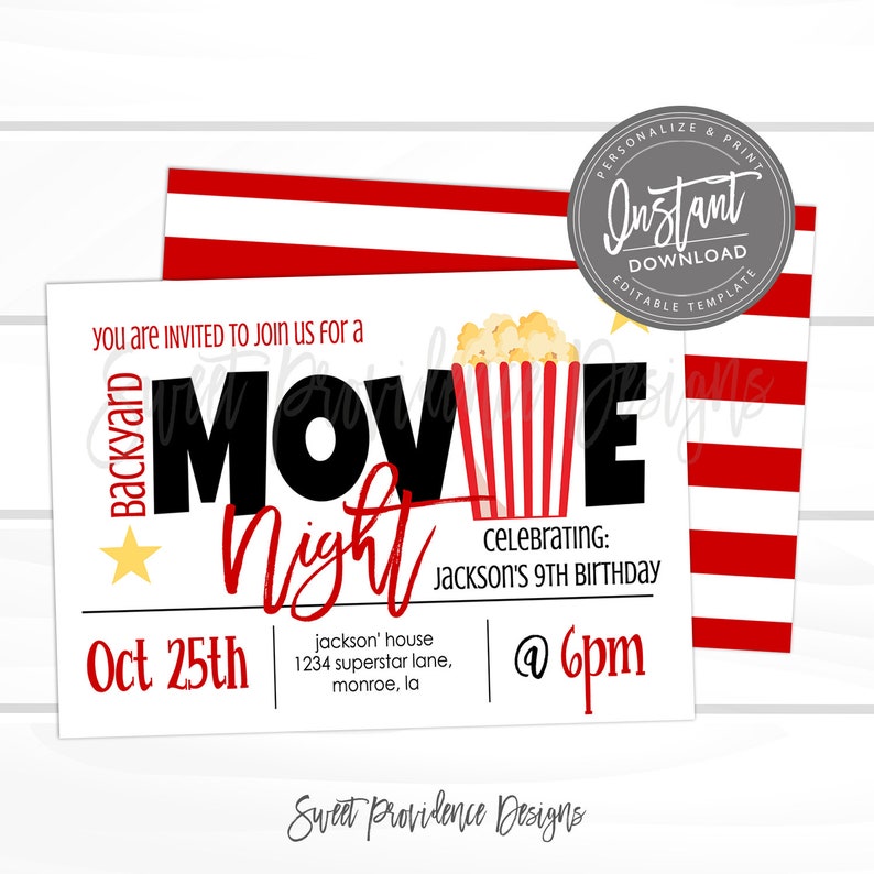 Puede incluir: Una invitaci&oacute;n de estilo boleto de cine a rayas rojas y blancas para una noche de cine en el patio trasero celebrando un 9&ordm; cumplea&ntilde;os. La invitaci&oacute;n presenta un cubo de palomitas de ma&iacute;z de dibujos animados con un contenedor a rayas rojas y blancas y una estrella amarilla. El texto de la invitaci&oacute;n dice "Backyard Movie Night", "Celebrating: Jackson's 9th Birthday", "Oct 25th", "@ 6pm", y "jackson' house 1234 superstar lane, monroe, la".