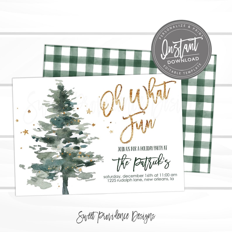 K&ouml;nnte beinhalten: Weihnachtsparty-Einladung mit einem Aquarell-Weihnachtsbaum-Design. Die Einladung enth&auml;lt den Text "Oh What Fun" in goldener Schrift sowie Party-Details. Der Hintergrund zeigt ein gr&uuml;n-wei&szlig;es Karomuster.