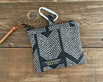 Doggy Treat and Poop Bag - Black - White - Zippered Pouch - Dog Waste Pouch - Carabiner