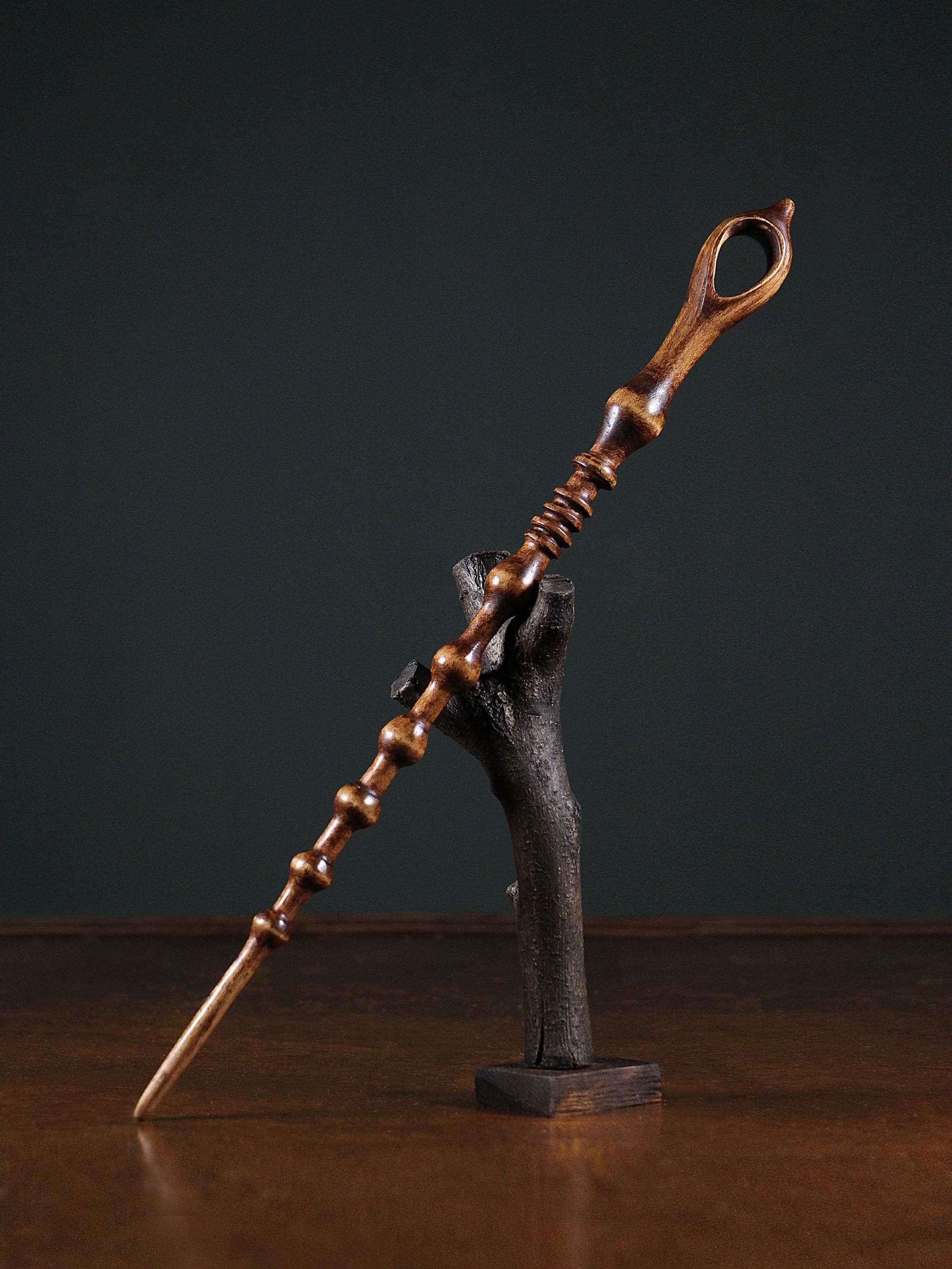 Handcrafted Maple Wood Wand - Spellcasting Wand for Wizards and Witches