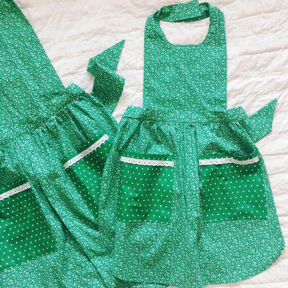 mother and daughter apron set