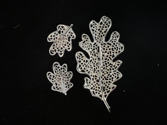 Sarah Coventry 1965 “Frosted Leaves"  silvertone … - image 1