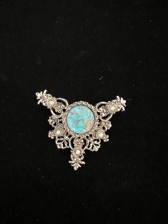 Sarah Coventry 1976 "Heritage" faux turquoise pin