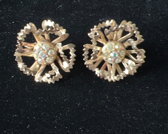 Vintage Sarah Coventry 1968 AB rhinestone flower earrings “Allusion”