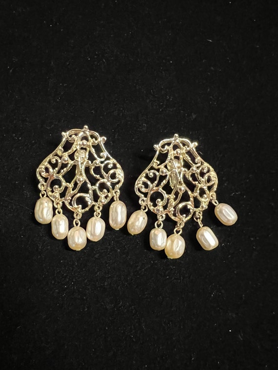 Sarah Coventry 1960  "Venetian Lace"  goldtone da… - image 1