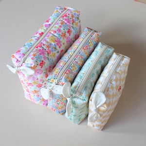 Practical makeup bag sewing pattern for everyday use