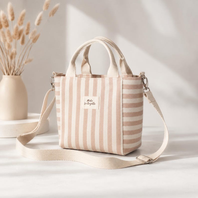 Handmade tote bag pattern with zipper pocket and shoulder strap option