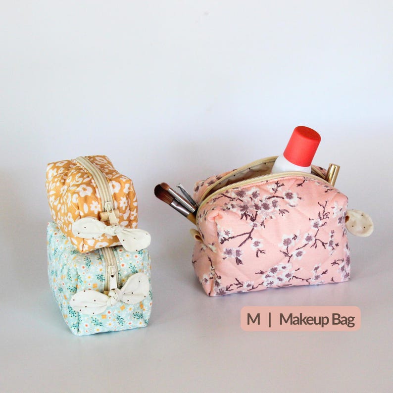 Quilted organizer pouch pattern for makeup and toiletries