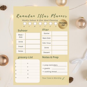 Puede incluir: Un planificador imprimible en PDF de Ramadán Iftar en color amarillo suave. El planificador incluye secciones para la planificación de comidas Suhoor e Iftar, una lista de compras y notas. El texto "Ramadan Iftar Planner" está en la parte superior.
