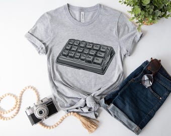 Tech Lover ESC Key T-Shirt Minimalist Keyboard Unisex Graphic Shirt Geeky Software Gift