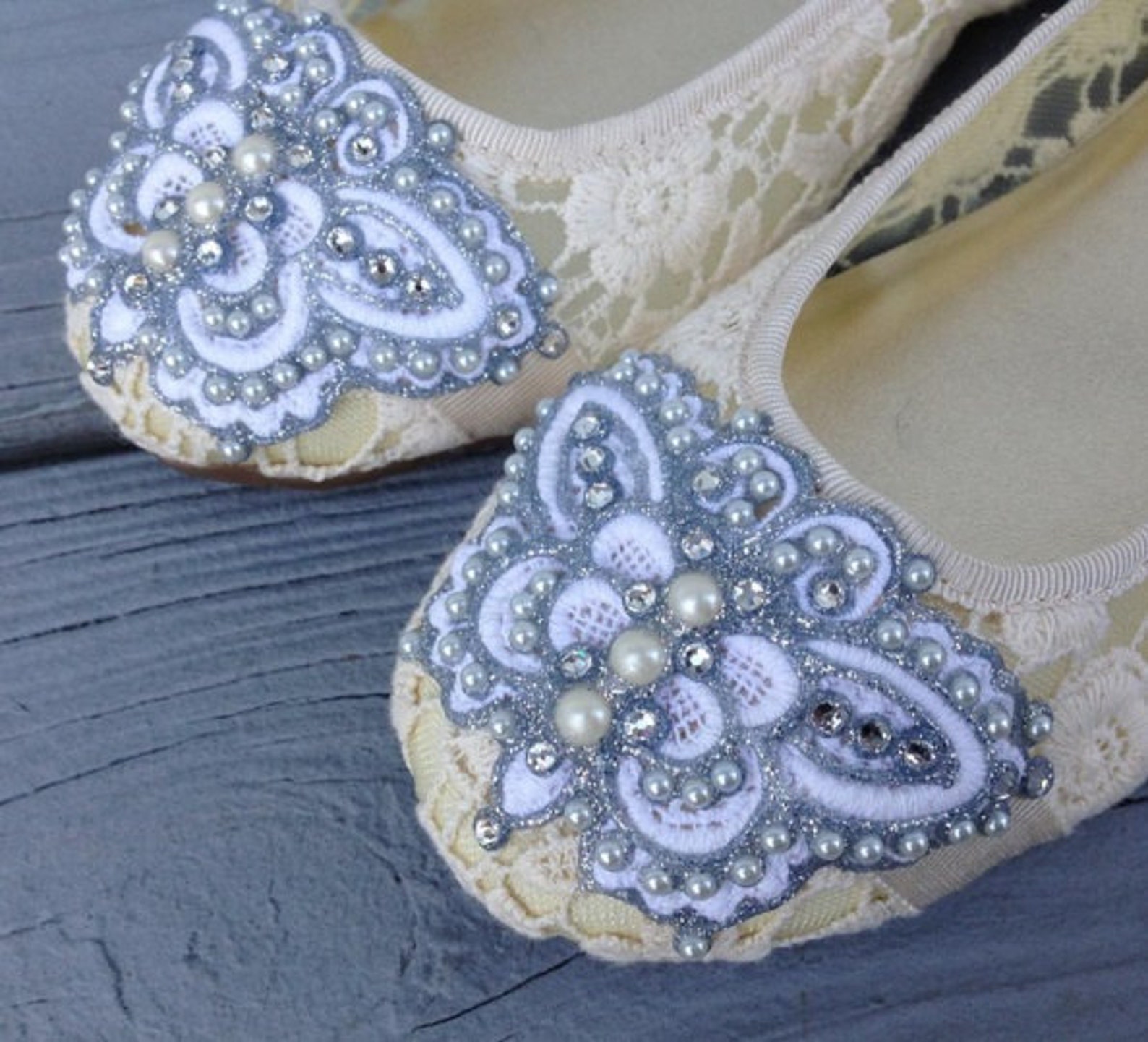 sale - buttercream butterfly lace ballet flat