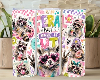 PNG de mapache salvaje pero adorable, envoltura para vaso de mapache preppy, diseño de sublimación de animales con gafas de sol de corazón divertidas, PNG de verano femenino