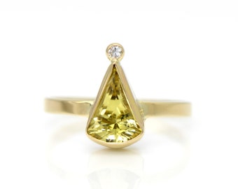 Heliodor and Diamond in Solid 14K Gold Fine Handmade Stackable Ring Sparkling Golden Yellow Beryl