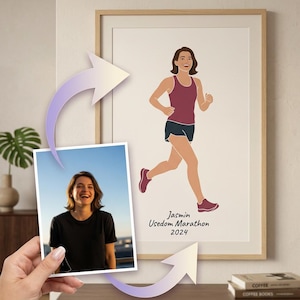 Könnte beinhalten: Eine gerahmte digitale Illustration einer laufenden Person in einem bordeauxroten Tanktop und dunklen Shorts, neben einem Foto einer lächelnden Person. Der Druck enthält den Text Jasmin, Usedom Marathon, 2024, in einfacher schwarzer Schrift.