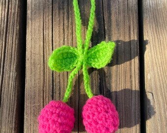 Ciliegie sospese all'uncinetto (rosa)