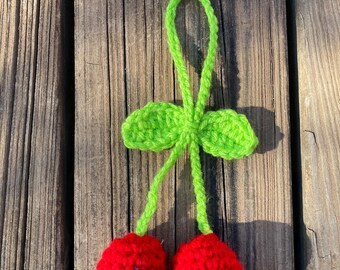Ciliegie sospese all'uncinetto (rosse)