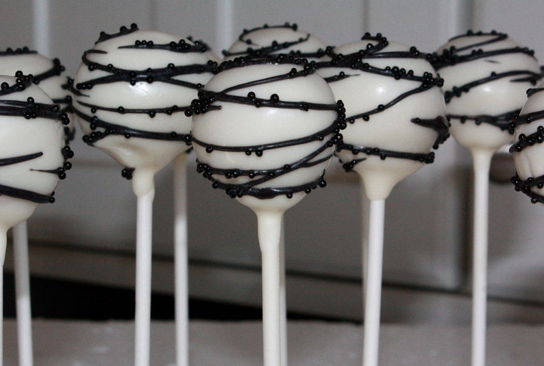 Black and White Cake Pops | Etsy