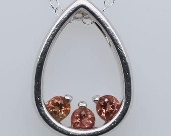 Oregon Sunstones Red and Peach Schiller in Sterling Silver Mothers Pendant 3mm, .6tcw #mothersrs3mm2