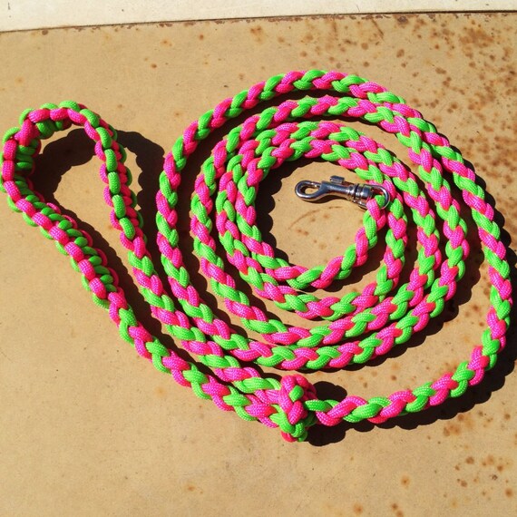paracord leash handle