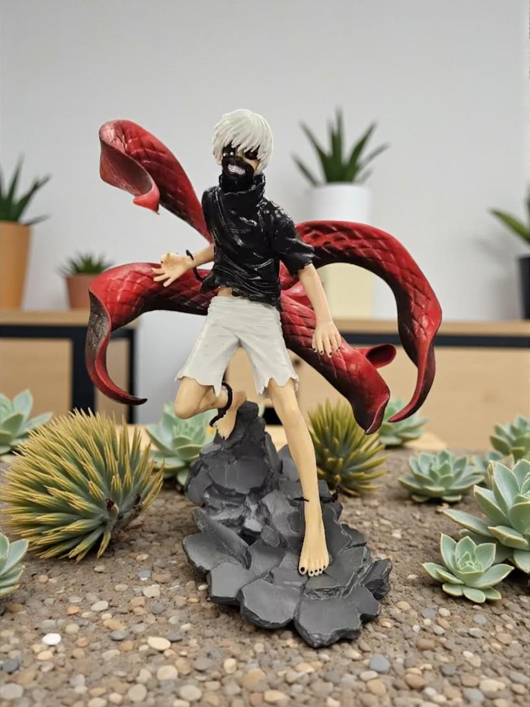 Tokyo Ghoul Ken Kaneki フィギュア 蛇のデザイン35cm il_1080xN.7550290975_jbal.jpg