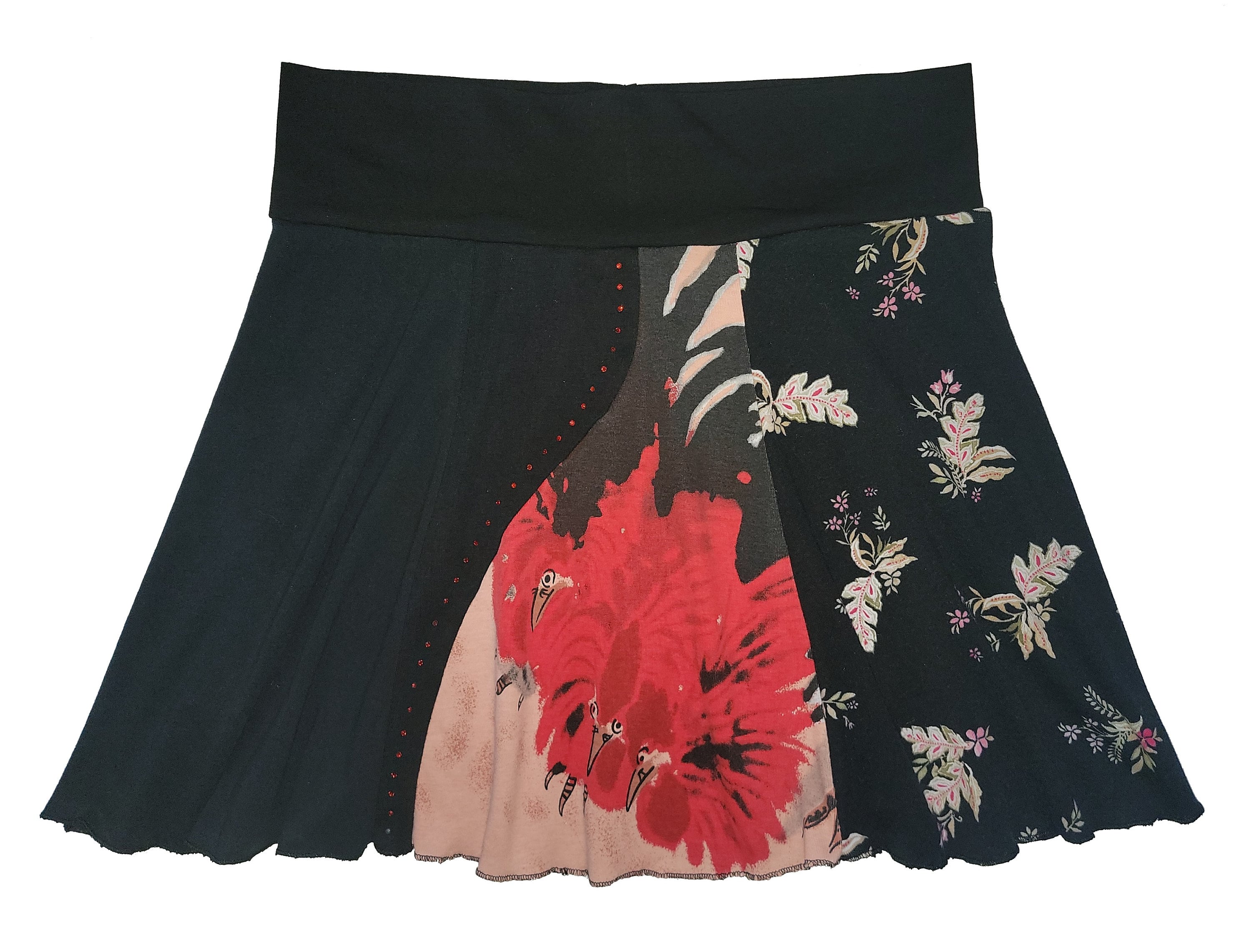 【I AM MARI】Burkid Shirring T-Shirt Skirt Set Poplin midi skirt with balck and white Pop Fields motif | Marni