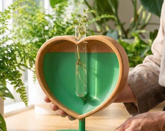 Heart-shaped Propagation Station - Reversible Plant Holder Gift and Decor