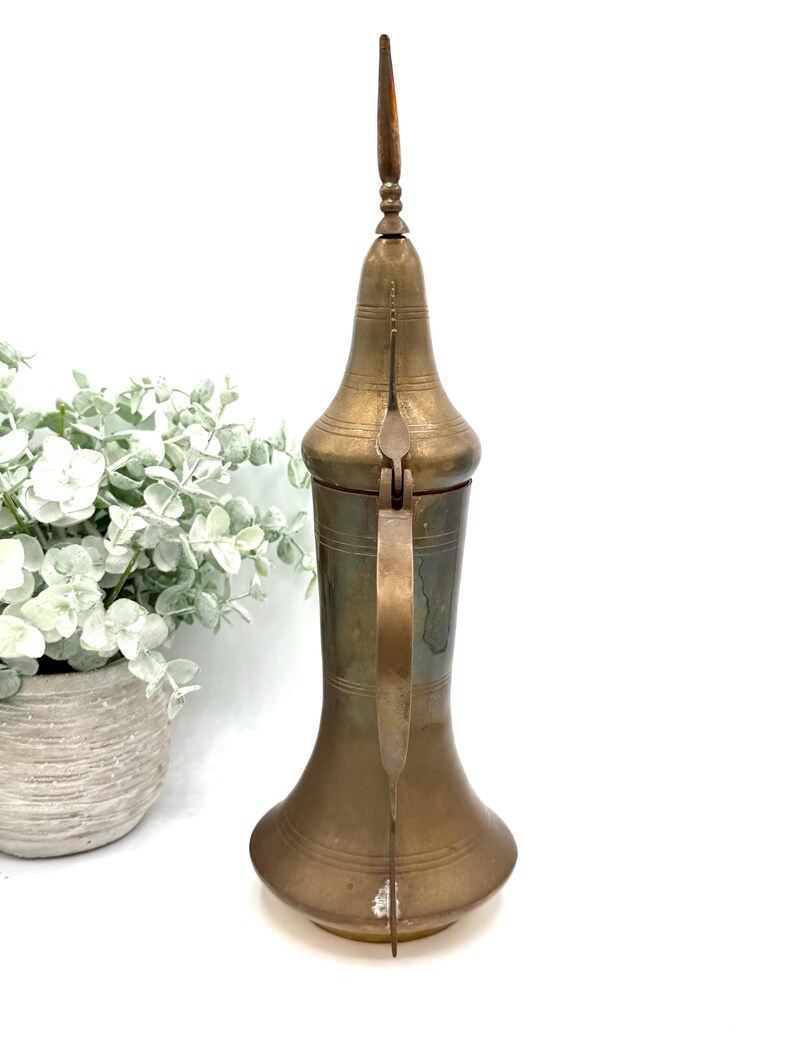Vintage Dallah Middle East Brass Coffee Pot Large 15 Inch Etsy vintage-dallah-middle-east-brass-coffee-pot-large-15-inch-etsy