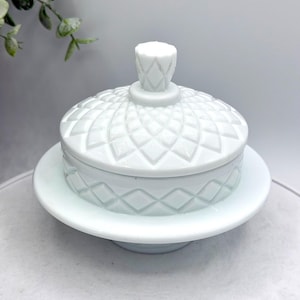 Vintage Milk Glass Quilt Pattern Round Covered Butter Dish | White Pressed Glass Cheese Dome with Lid