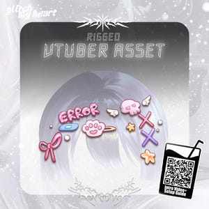 Peut inclure: Un actif numérique pour VTuber comprenant un ensemble d'accessoires pour cheveux avec un nœud rose, un pansement bleu, une patte rose, un crâne rose ailé, des étoiles et le texte ERROR. Un QR code avec Intro Video+ Setup Guide est inclus.