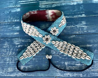 Vintage 70s Turquoise Beaded Cowrie Shell Belt