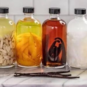 Artisan Baking Extracts - Cinnamon, Vanilla, Almond, Peppermint, Coffee & Hazelnut, 2oz Amber Glass Bottle