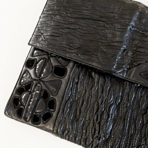 METROCITY by BRACCIALINI Vintage 1990s Black Embossed Leather 