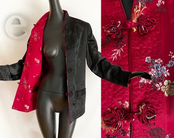 Reversible Vintage 1950s 60s Asian Jacket or Robe • Cranberry Red & Black Silk Satin • Rockabilly Pin Up Bathrobe or Coat • Pockets!