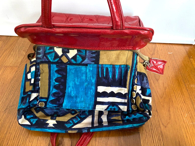 sac à main vintage 60s 70s Red Glitter Rockabilly Bowling Bag style Grand sac à main ou tote Bag w / Blue Tiki Hawaiian Barkcloth Lining image 7