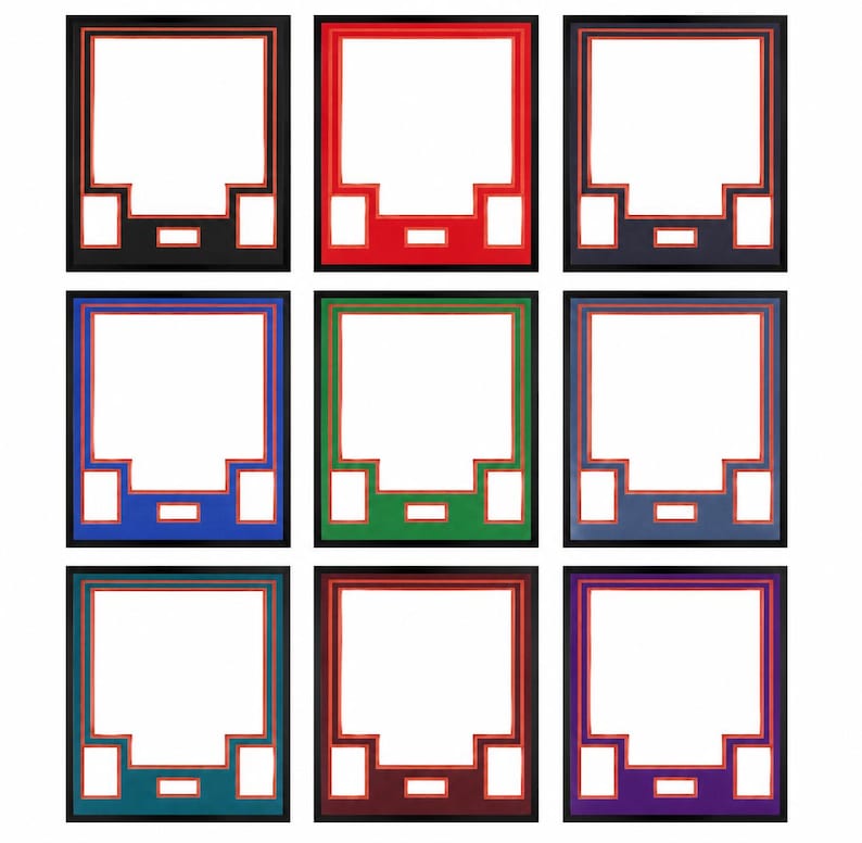 Puede incluir: Una cuadr&iacute;cula de nueve marcos de fotos rectangulares, cada uno con una gran abertura central y tres aberturas m&aacute;s peque&ntilde;as en la parte inferior. Los marcos est&aacute;n disponibles en varios colores, incluidos negro, rojo, azul, verde, turquesa y morado, todos con detalles en rojo.