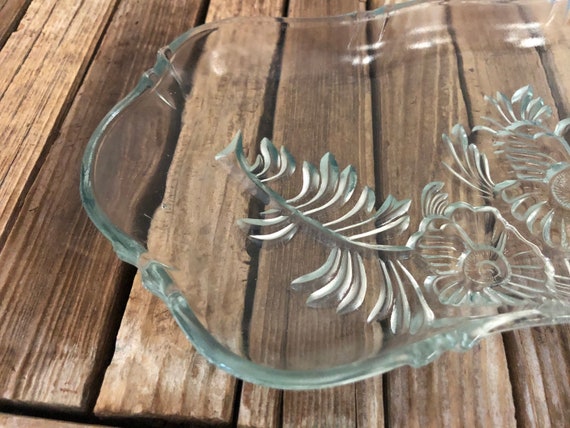 Vintage Scalloped Pressed Floral Glass Vanity Tray