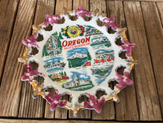 Vintage Smith Western Pink and Gold Oregon Wall Hanging Plate