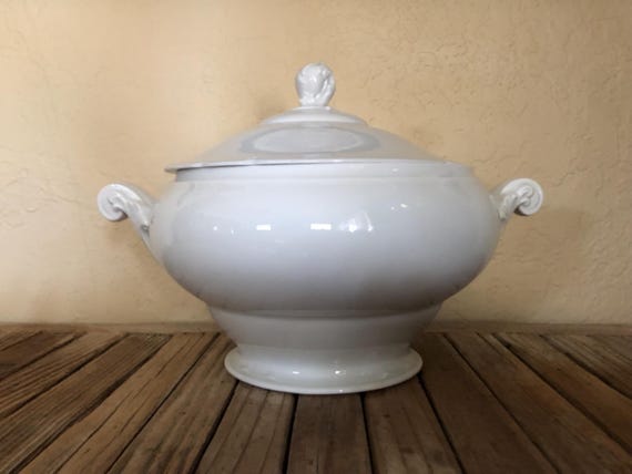 Antique White Hutschenreuther Selb L H S Soup Serving Tureen