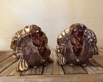 Vintage Brown and Gold Turkey Salt and Pepper Shakers