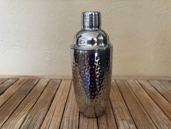 Vintage Minimalist Max Studio Silver Pressed Metal Cocktail Shaker