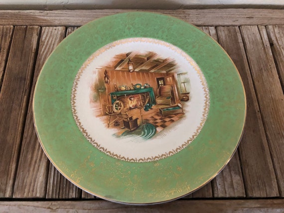 Vintage Century by Salem 23 Karat Gold Green and Gold Colonial Plate Made in U.S.A.