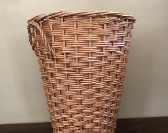 Vintage 21 1/2" Tall Hand Woven French Laundry Style Laundry Harvest Basket Large Wicker Vintage Farmhouse Decor
