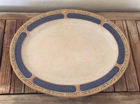 Collectible Silicon China Platter 6916 Made In England