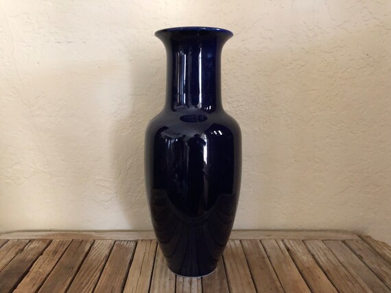 Vintage Deep Blue Srednick Collection Tall Ceramic Vase