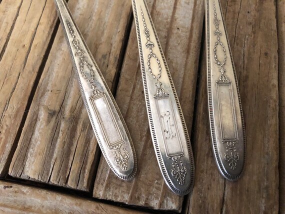 Antique Set of Silver Community Plate Grosvenor Olde English Letter E Spoons and Fork