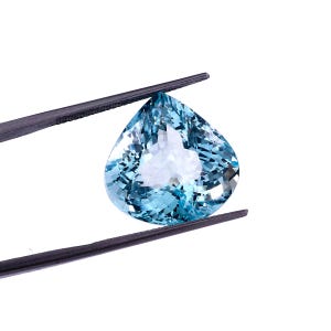 18 mm heart shape AAA Fire Natural Santa maria Blue Aquamarine {Flawless-VVS} gemstone jewellery making