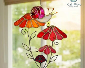 Mushrooms with Snail Stained Window Hangings, Perfect Gift for Friends or Coworkers, Pink Suncatcher Mushrooms for Home Decoration